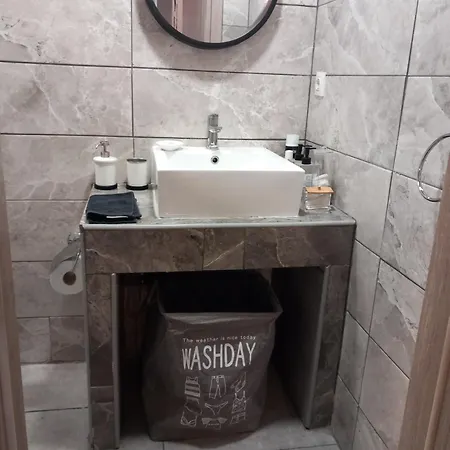 Apartment Closer 